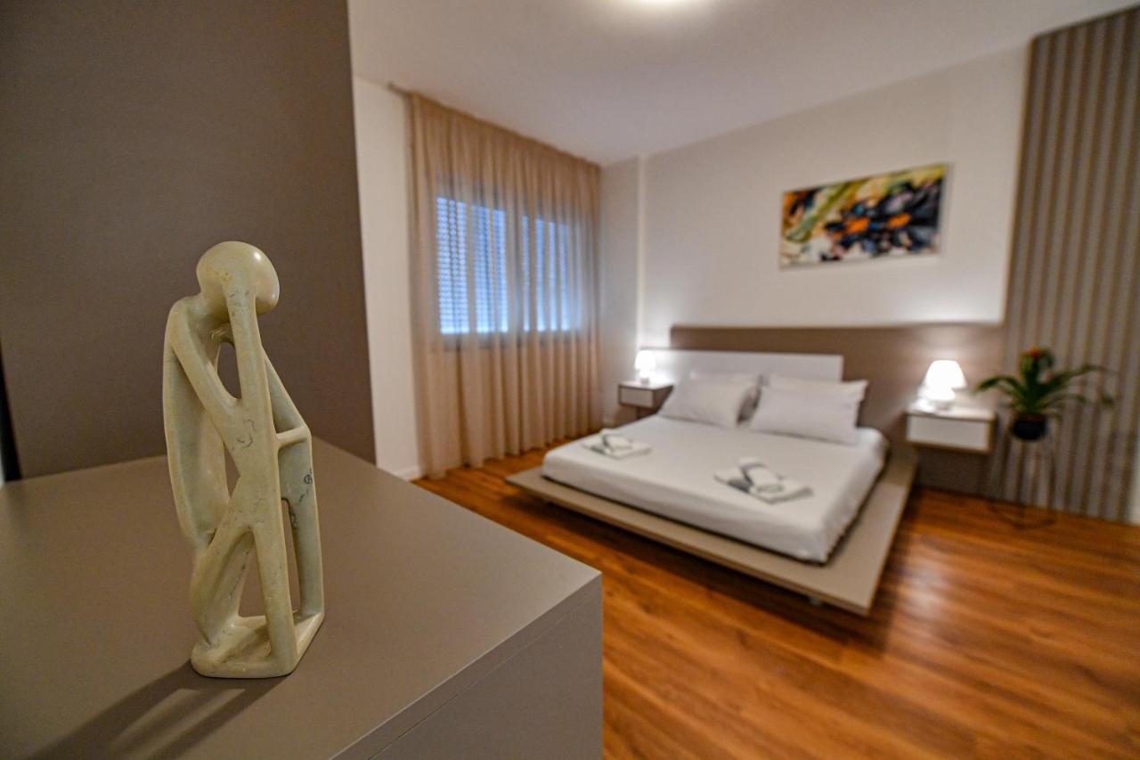 New Central Apartment Shkodër Екстериор снимка